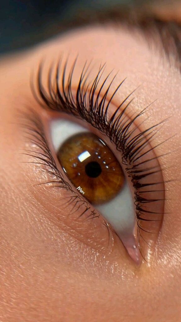 Lifting de pestañas y laminado de cejas en Vecindario